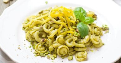 Basilikum-Pesto Rezept – Spätzle, Insalatonde oder Tagliatelle mit Pesto